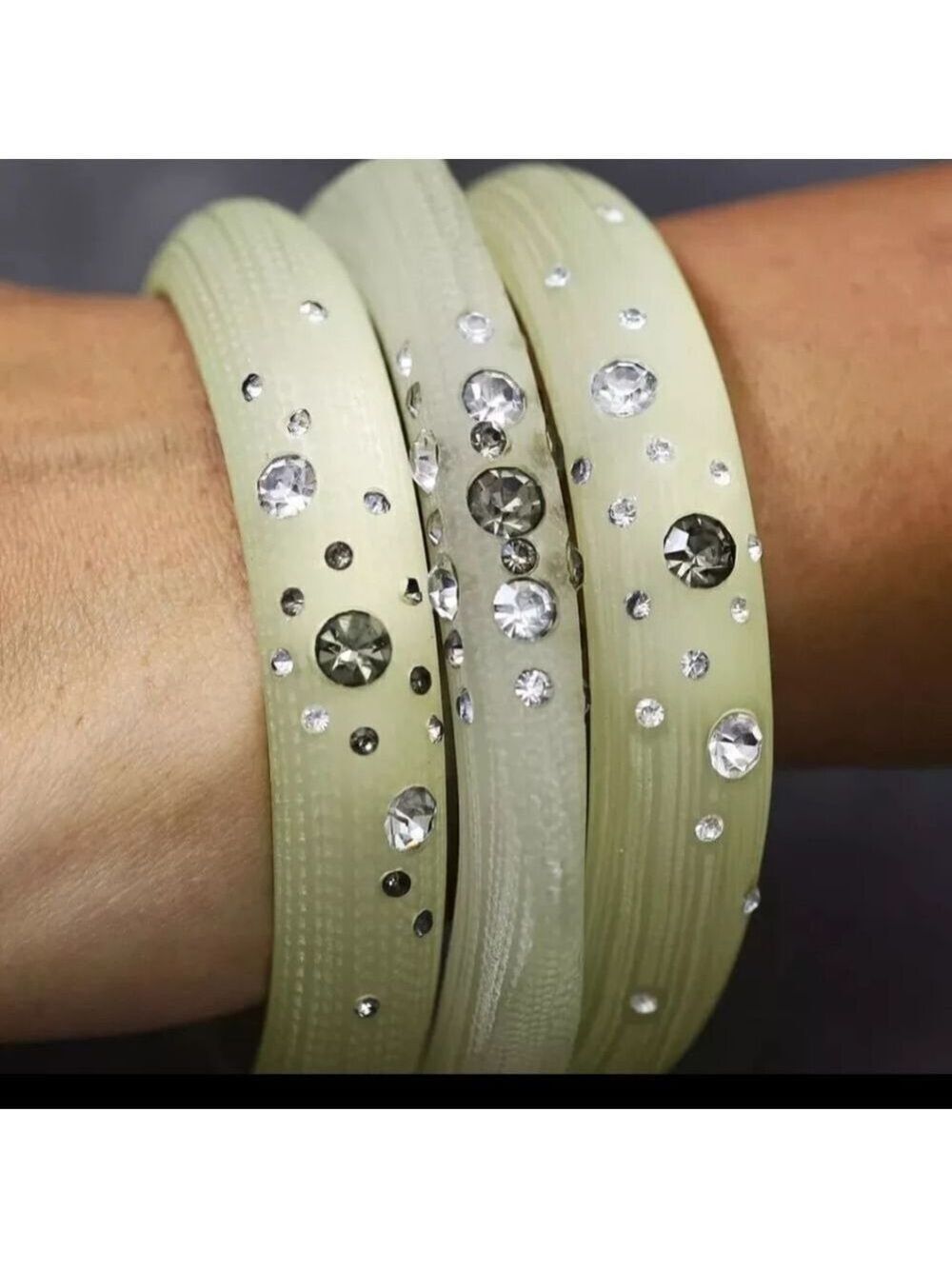 Susan Graver Set of 3 Acrylic Bangles with Crystal Accent NWOT
